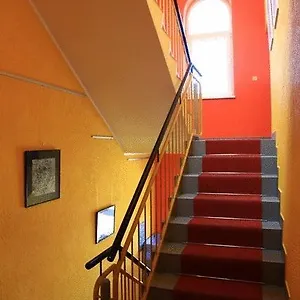 Hotel East Side