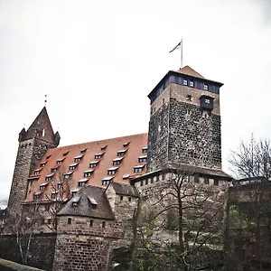 - Youth Nürnberg